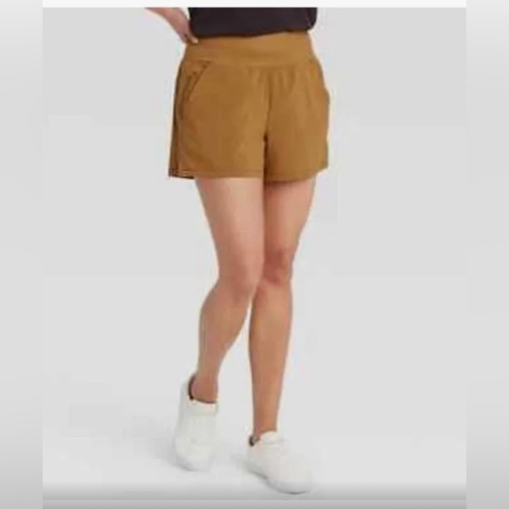 NWT All in Motion Butterscotch Stretch Do Anything Woven Shorts with Pockets 4XL